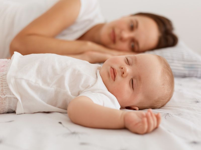 Posisi Tidur Bayi yang Benar