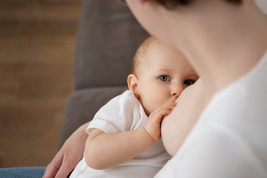 Berapa Jam Sekali Bayi 2 Bulan Minum ASI? Simak di Sini!