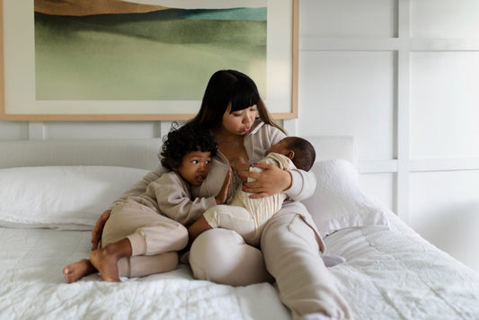 Signs Your Baby Isn’t Getting Enough Breast Milk and How to Overcome It