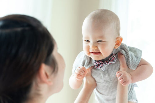 3 Penyebab Utama Lidah Bayi Putih dan Cara Atasinya