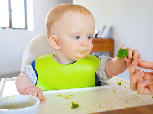 Menu Makan Bayi agar Tidak Sembelit